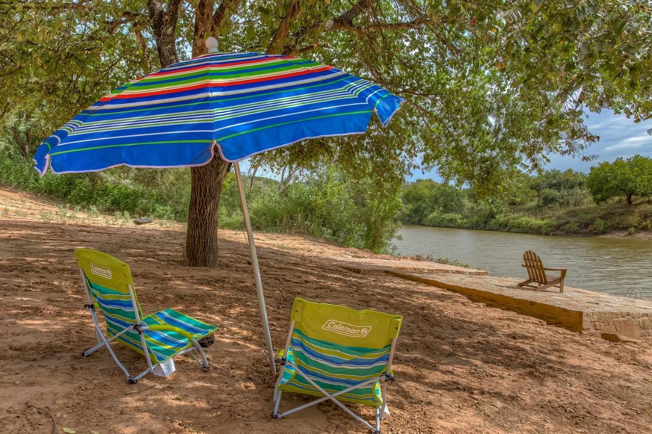 Rest Yourself River Ranch Mineral Wells Екстериор снимка